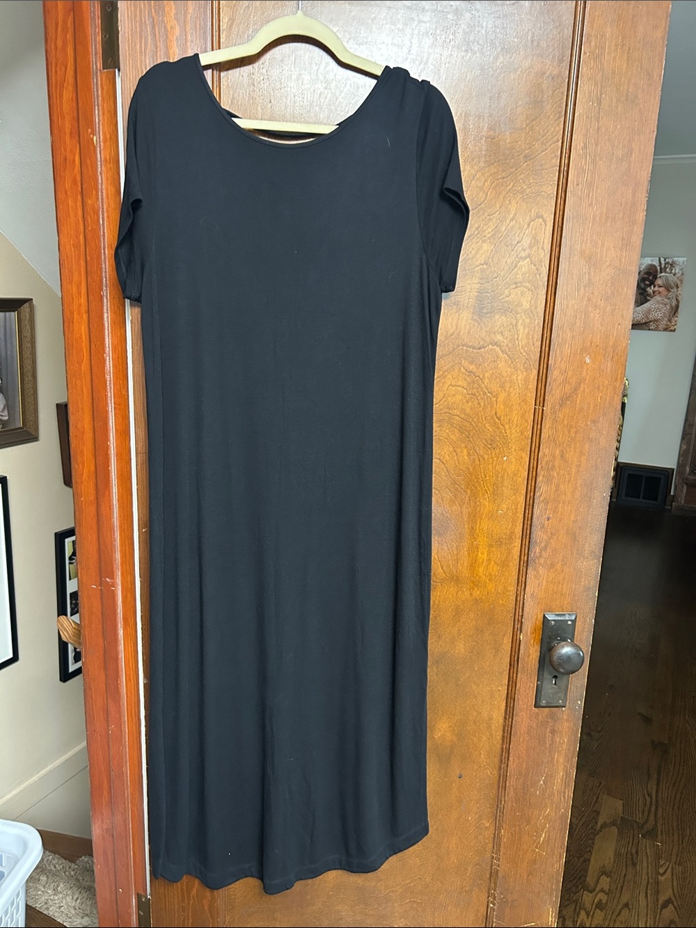 Soma Black Short-Sleeve Midi Dress
